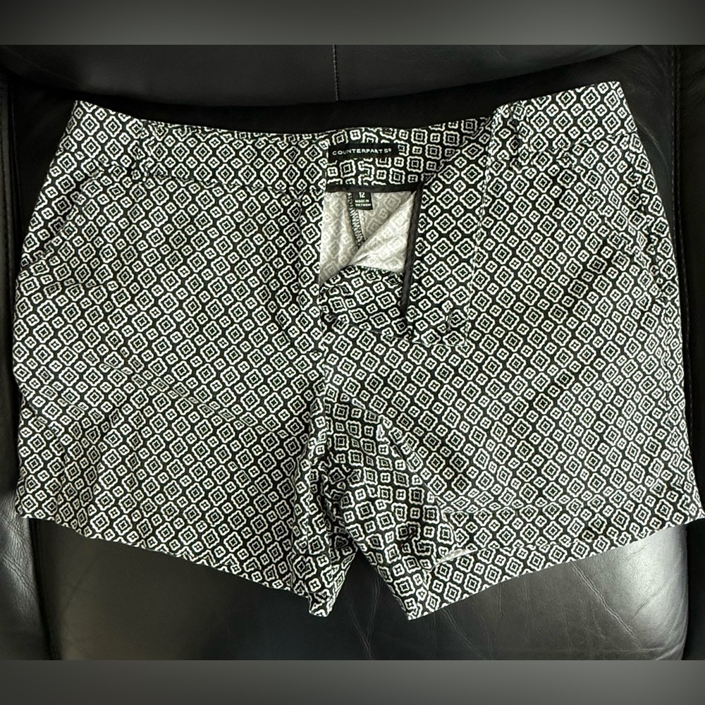 Counterparts Shorts Womens Size 12 Abstract Geometric Print